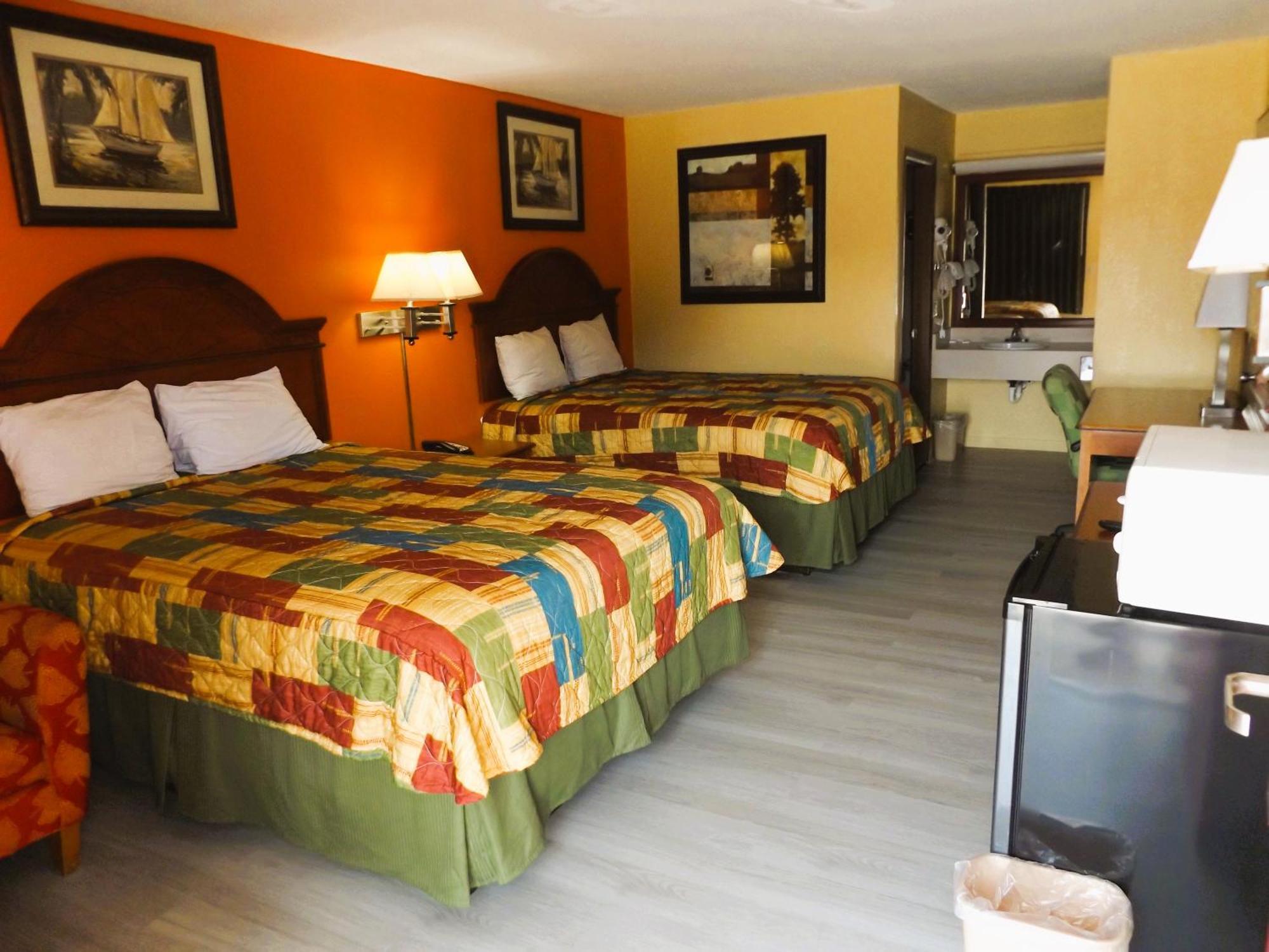 Regency Inn Concordia Екстериор снимка